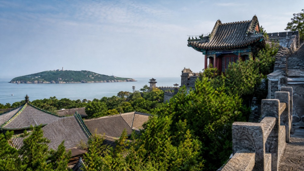 丹崖山古建群红墙飞檐
