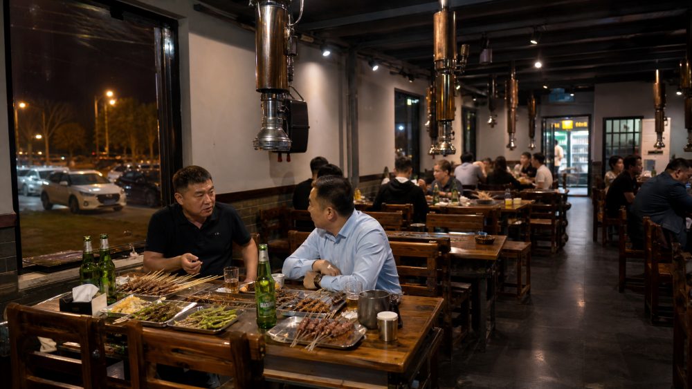 烟台开发区吃烧烤怎么选,王哥在潮水镇的一顿夜宵给出提醒